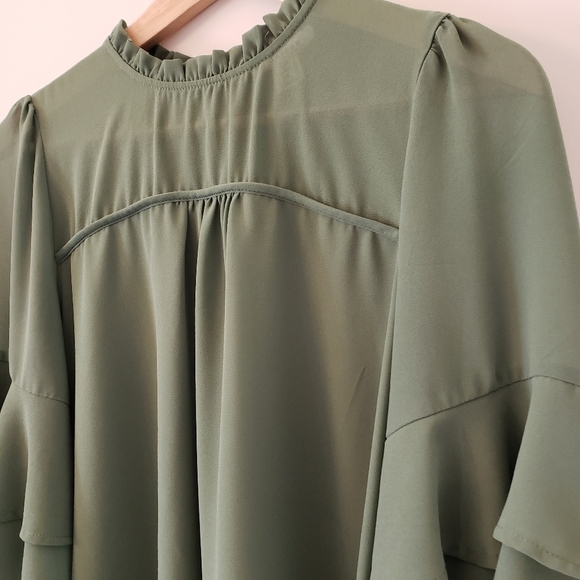 Montreau Green ruffle 3/4  sleeve Top Size M - Picture 4 of 11